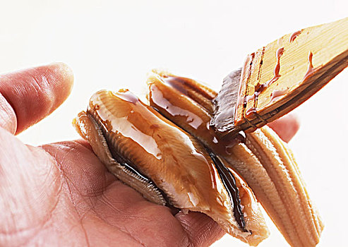 家政行業(yè)的年齡限制：揭秘家政服務(wù)員的最佳年齡區(qū)間