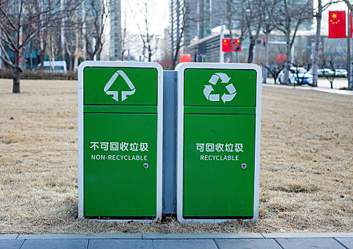 再見少年，多少的成本