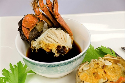 上海浦東月嫂多少錢(qián)？如何選擇性價(jià)比高的月嫂服務(wù)