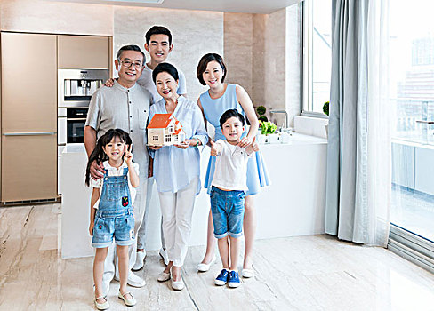 長(zhǎng)沙中價(jià)保姆電話多少？了解如何選擇適合的保姆服務(wù)