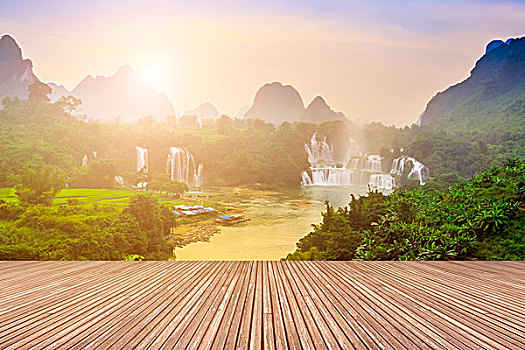家庭護(hù)工多少錢(qián)一個(gè)月？揭開(kāi)你不為人知的護(hù)理費(fèi)用