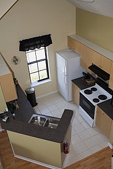 杭州的保姆工資是多少？揭秘杭州保姆市場背后的真相