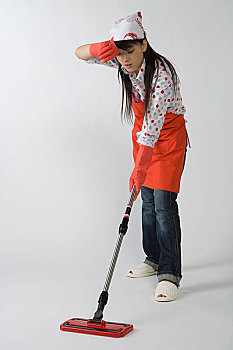 12小時(shí)保姆多少錢(qián)？如何選擇合適的保姆服務(wù)？