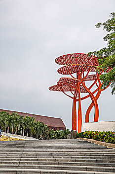 北京鐘點(diǎn)工一天多少錢？揭開(kāi)鐘點(diǎn)工背后的真實(shí)行情