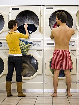 哈市保姆每月多少錢？揭秘哈爾濱保姆服務的真實費用