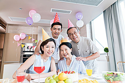 你知道鐘點(diǎn)工多少錢一個(gè)鐘嗎？揭秘鐘點(diǎn)工服務(wù)背后的秘密