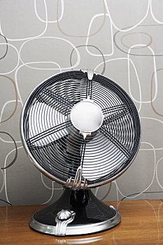 濟(jì)南保姆換吃住多少錢(qián)？揭秘濟(jì)南保姆服務(wù)市場(chǎng)的真相