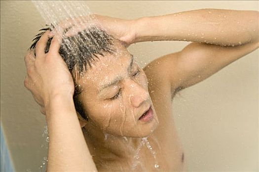 北京住家保姆工資是多少？揭示市場行情與選擇要點(diǎn)