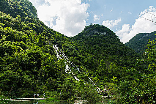 沈陽鐘點(diǎn)工工資多少？揭秘沈陽鐘點(diǎn)工市場(chǎng)現(xiàn)狀及發(fā)展趨勢(shì)