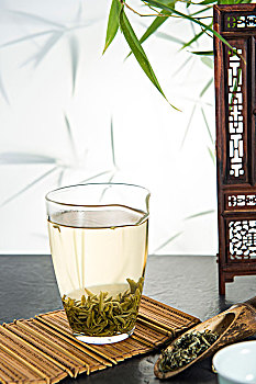 保姆一般工資都多少？你不知道的行業(yè)內(nèi)幕