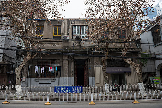 上海住家保姆多少錢一個月？揭秘上海家政服務(wù)的市場行情與選擇建議