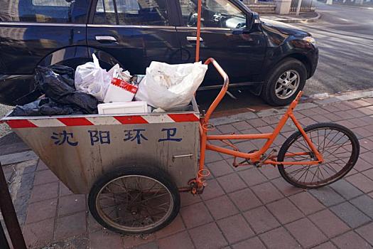 西安保姆月工資多少？了解西安保姆市場行情，選擇合適的保姆服務