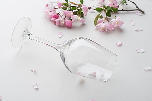 廣州早教師工資揭秘：月薪多少才算合適？