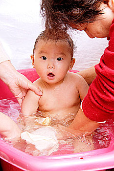 中山帶小孩保姆多少錢？讓您的育兒生活更輕松！
