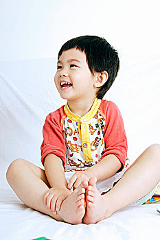 南昌保姆價(jià)格多少？如何選擇適合的保姆服務(wù)