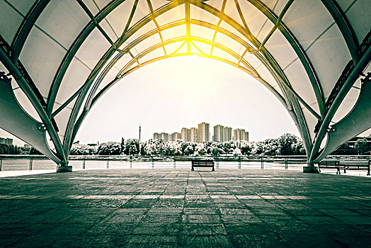 北京市保姆工資多少？揭秘北京市保姆行業(yè)現(xiàn)狀與薪資趨勢