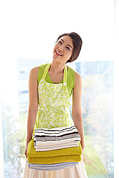 上海保姆價(jià)格多少？如何選擇合適的保姆服務(wù)？