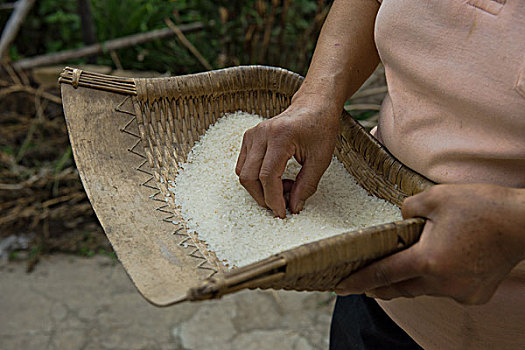 金剛川票房多少算及格？揭秘這部戰(zhàn)爭大片的票房挑戰(zhàn)與成功之路