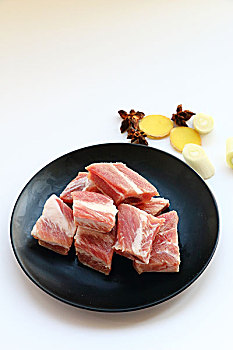 天津育兒嫂的價(jià)格揭秘，如何選擇適合你的育兒嫂？