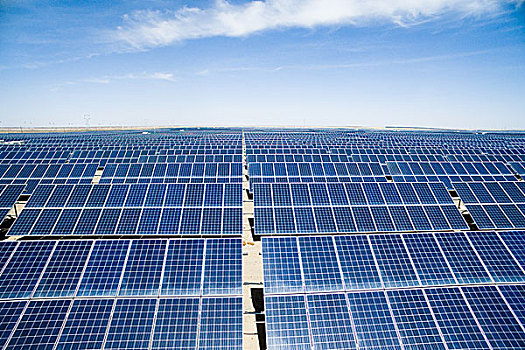 《太原拆彈專家2多少錢？揭秘這部票房與口碑雙豐收的電影》