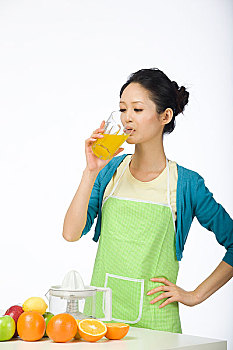 菏澤月嫂多少錢？揭秘高品質(zhì)月嫂服務(wù)背后的價(jià)值與選擇