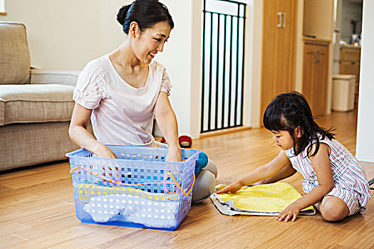 廣州家政服務(wù)價(jià)格解析，幫您找到最適合的家政服務(wù)！
