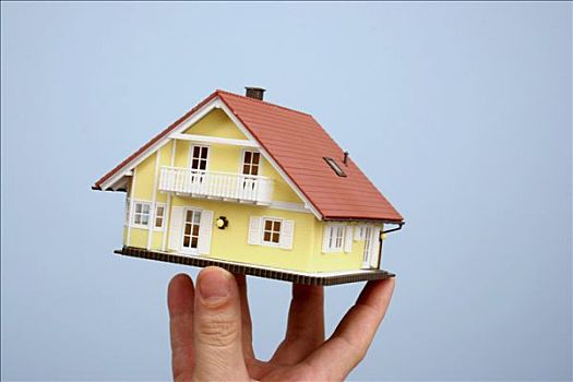 杭州居家保姆多少錢？如何選擇適合您的專業(yè)保姆服務(wù)