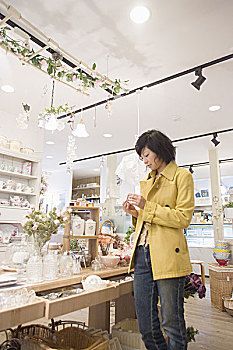 杭州女鐘點工市場揭秘：價格、服務(wù)與選擇指南
