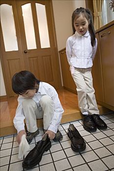 衢州住家保姆多少錢？輕松了解雇傭住家保姆的費(fèi)用與選擇技巧