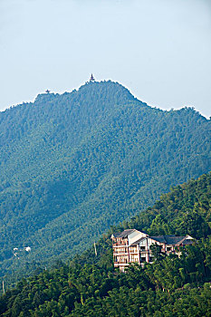 佛山住家阿姨工資多少？了解市場(chǎng)行情，選對(duì)住家阿姨讓您省心又省力！