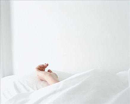 家政月薪是多少？揭秘家政行業(yè)的薪資與職業(yè)前景