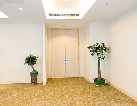 島內(nèi)搬家多少錢？全面解析搬家費(fèi)用，讓你輕松應(yīng)對(duì)搬家難題
