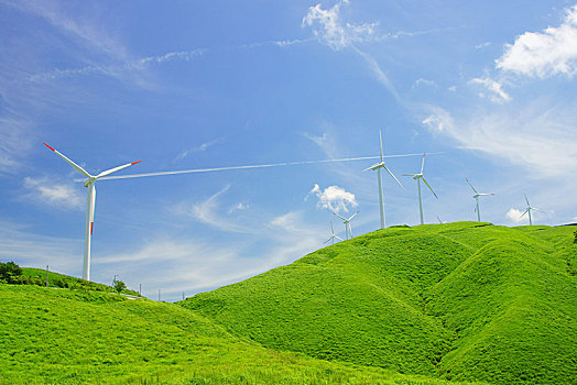 高級阿姨客服電話是多少？讓我們?yōu)槟峁I(yè)、貼心的服務(wù)！