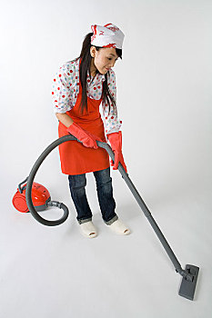 臨潼保姆一個(gè)月多少錢？揭秘雇傭保姆的費(fèi)用與服務(wù)