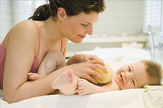 開(kāi)個(gè)刀廠多少錢投資？揭開(kāi)刀具行業(yè)的財(cái)富奧秘
