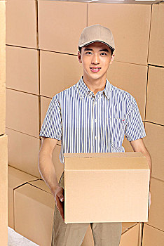 住家護(hù)工費(fèi)一般多少錢(qián)？如何選擇合適的住家護(hù)工？