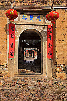 江夏月嫂一個(gè)月多少錢？專業(yè)服務(wù)幫您迎接新生兒的到來