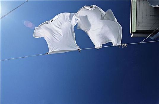 普通護(hù)工多少錢一天？選擇護(hù)工服務(wù)的真正價(jià)值