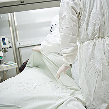 都江堰保姆多少錢？專業(yè)保姆服務讓您無憂照料家人