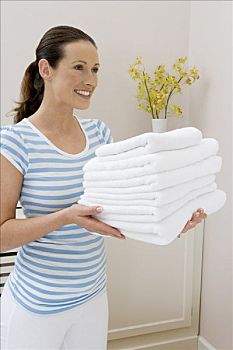 保姆臨時工多少錢一天？揭秘臨時保姆市場價格與服務內容