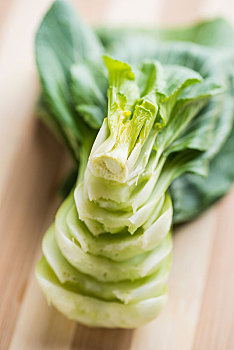醫(yī)院護(hù)工多少錢一天？了解護(hù)理費(fèi)用，輕松選擇專業(yè)服務(wù)！