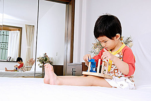 住家保姆多少錢？揭開住家保姆費(fèi)用的真實(shí)面紗