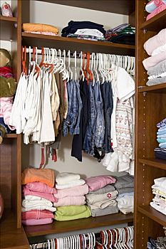 天津找護(hù)工多少錢一天？一文帶你了解護(hù)理服務(wù)價(jià)格與選擇技巧