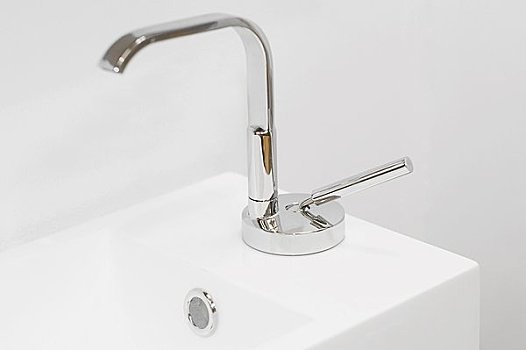 奪冠總投資多少錢？解密背后巨額資金與市場運作