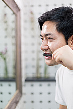 龍巖保姆要多少錢(qián)？如何挑選合適的保姆服務(wù)？