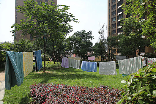 原平住家保姆多少錢？了解原平住家保姆的收費(fèi)標(biāo)準(zhǔn)與選擇技巧