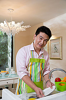 延慶保姆多少錢(qián)一個(gè)月？揭秘延慶保姆服務(wù)的價(jià)格與選擇指南