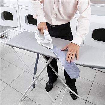 上海保潔服務(wù)每月多少錢(qián)？讓您輕松享受無(wú)憂(yōu)生活